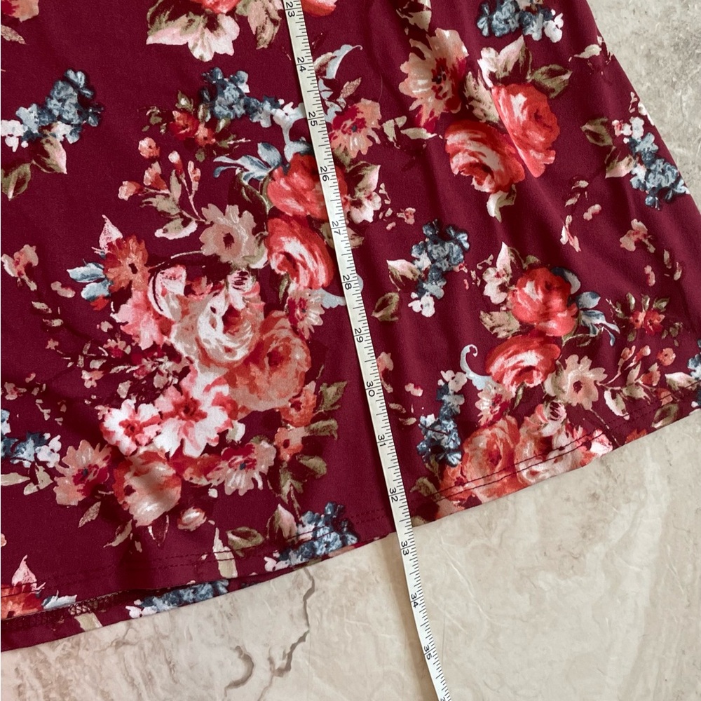 6/$20 Sweet TMG New York Dress, Soft Red Floral Design, Feminine, Vintage Vibe - Picture 9 of 9